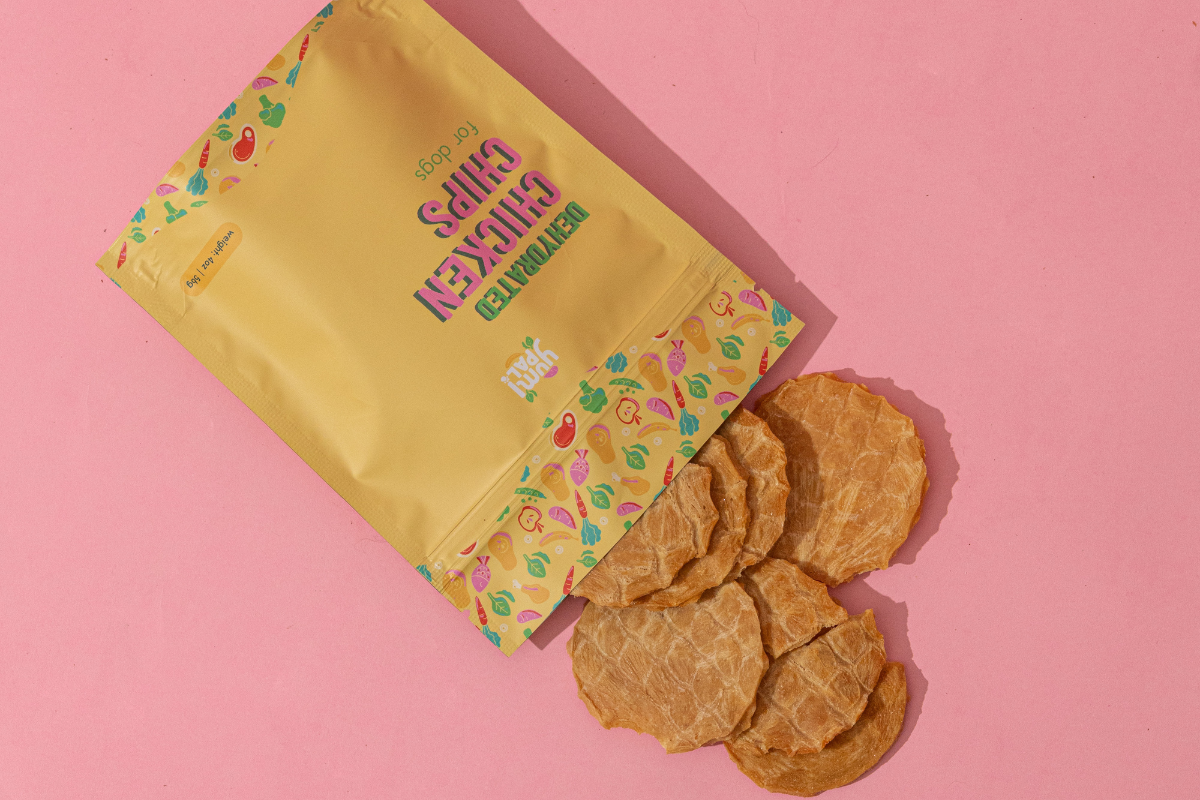 Yum Pal Chicken Chips: One Ingredient, Plenty of Reasons to Sit